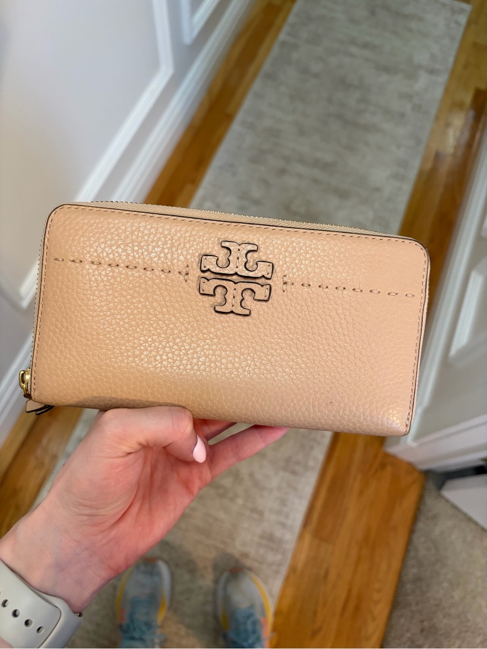 Tory Burch Leather Zip Wallet in Light Tan